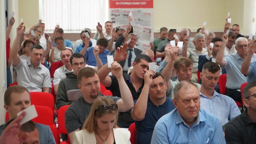 КПРФ выдвинули в губернаторы Кубани секретаря партии Александра Сафронова 1 1000142512 Туапсе инфо