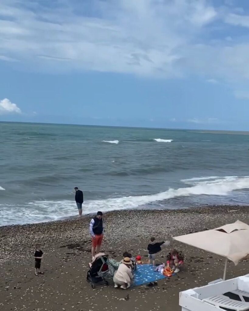 Дождливая погода на море — это просто повод увидеть его с новой, таинственной стороны! 1 1000148599 Туапсе инфо