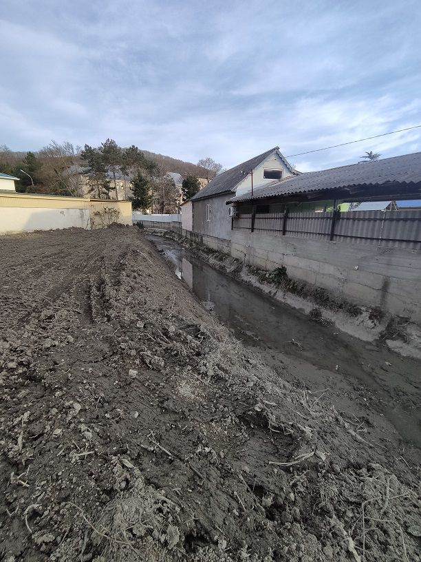 Кто перекрыл ливневую канализацию в пгт Новомихайловский? 13 1000239692 Туапсе инфо